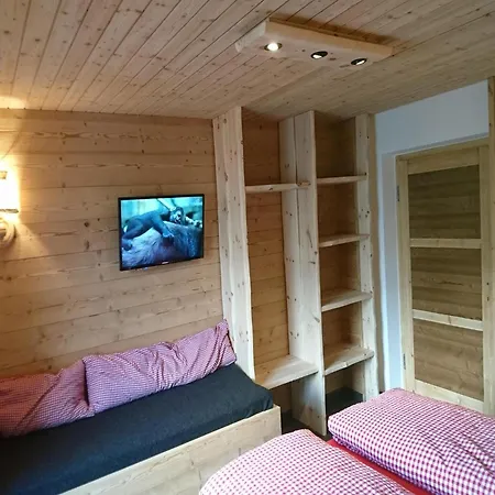 With Sauna * Fügen