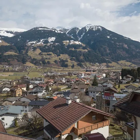 In Near Spieljoch Lift 度假居 菲根