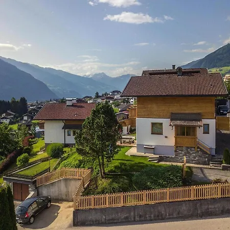 In Near Spieljoch Lift * 菲根